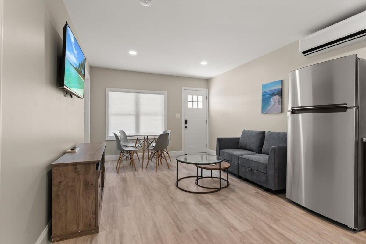 Steps To Beach Fully Renovated Sleeps 6 Hampton Exterior foto