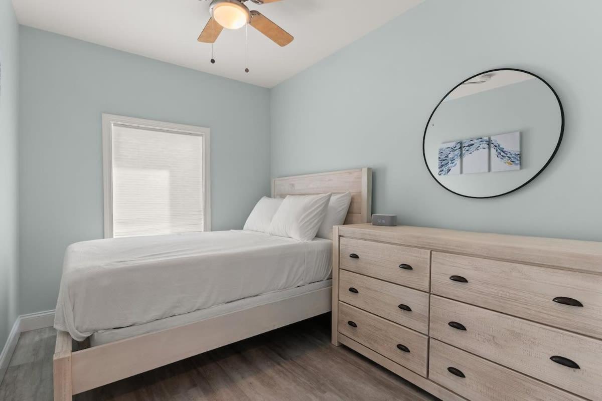 Steps To Beach Fully Renovated Sleeps 6 Hampton Exterior foto